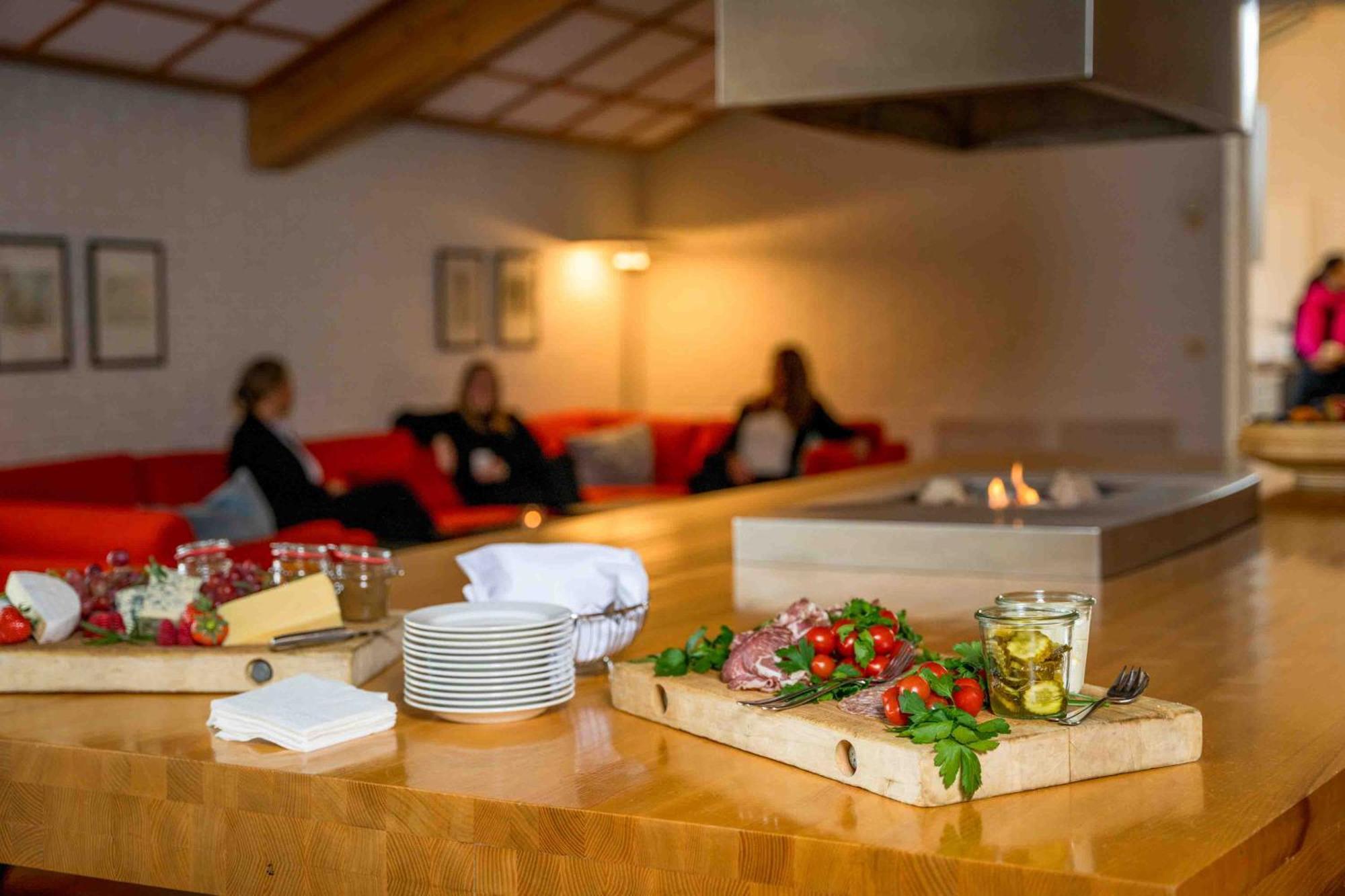 Thorbjornrud Hotell Jevnaker Extérieur photo